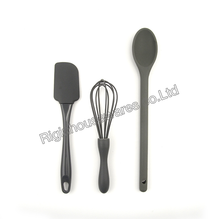 Spatula and Brush