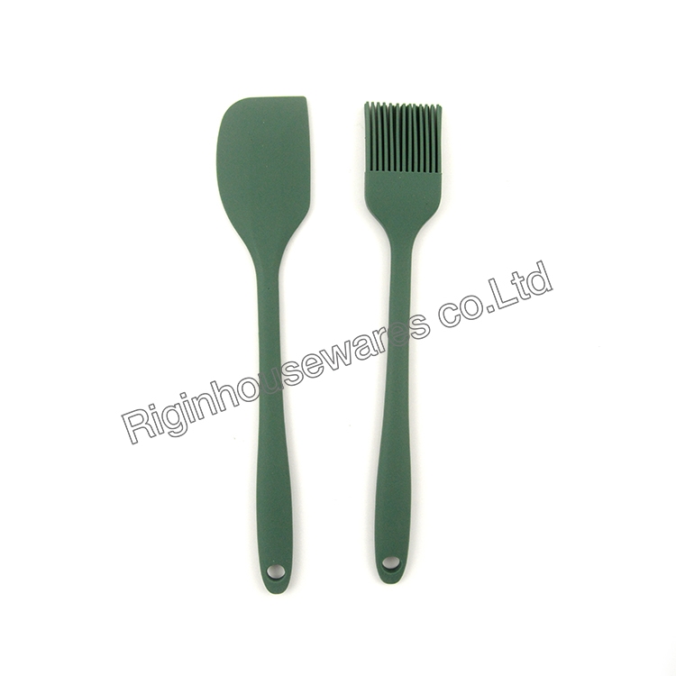 Spatula and Brush