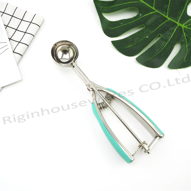 ice cream scoop