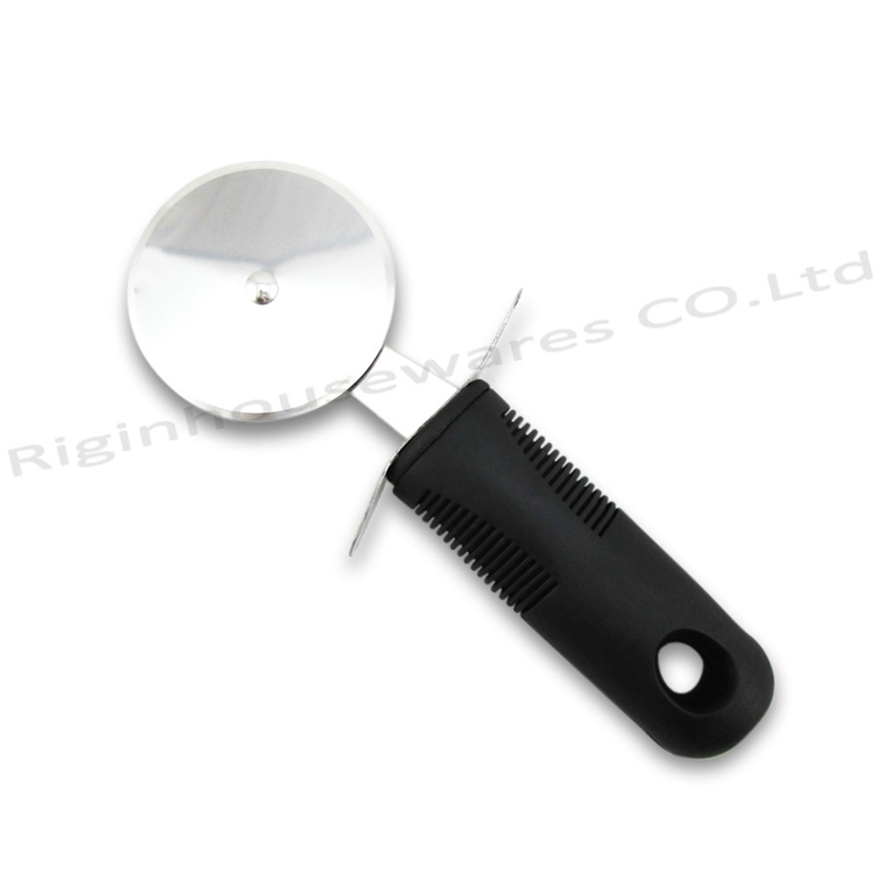 plzza cutter
