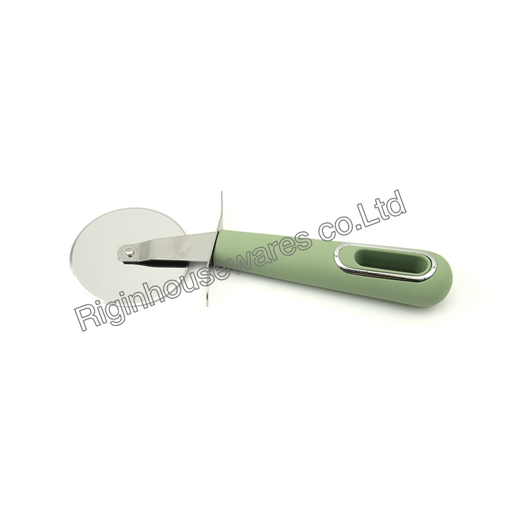 plzza cutter