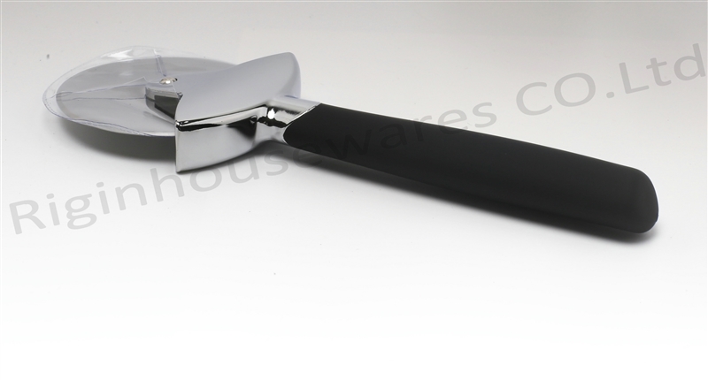 plzza cutter
